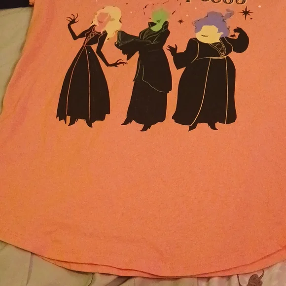Girls Disney Hocus Pocus Shirt - Picture 4 of 5